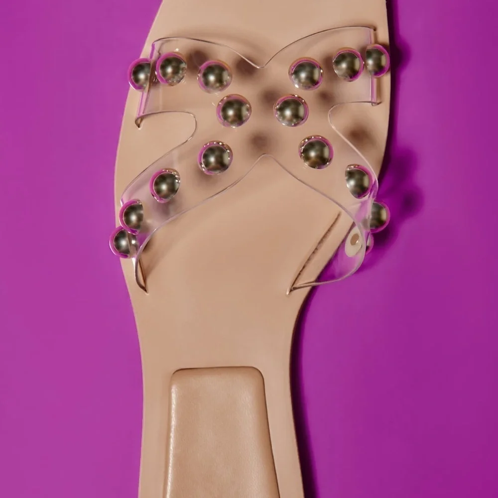 ZARA, Stylish Tan Sandals with Gold Accents - Picture 4 of 7
